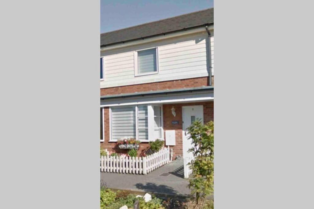 Comfy 2 Bed House Located At Wareham Train Station Villa Dış mekan fotoğraf